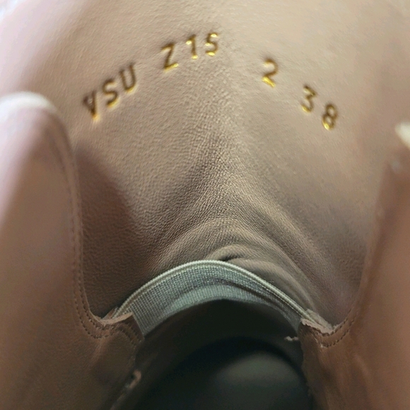 Valentino Gravani Rockstud Suede Booties - Picture 15 of 16